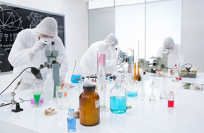 analysing chemical reactions in a lab